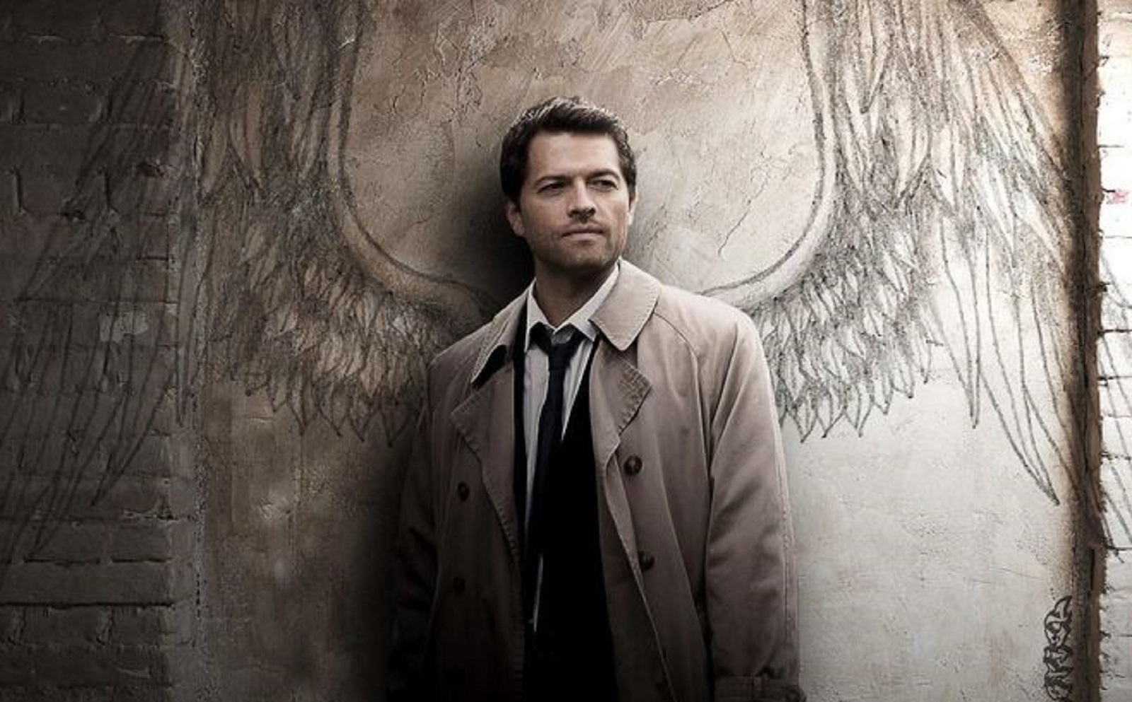 Supernatural Star Misha Collins Shares Spooky Halloween Look: “Maybe It’s Something I Ate?”