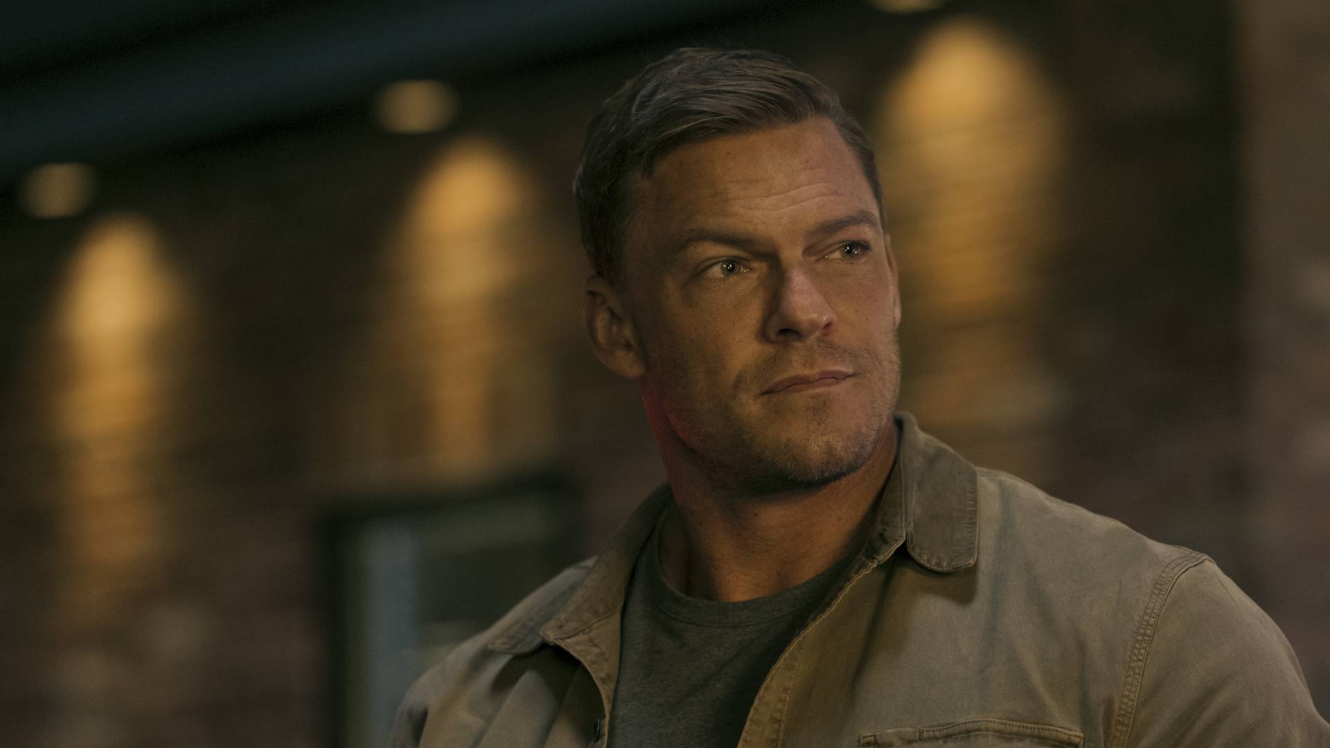 Reacher Season 4 Officially Wraps: Alan Ritchson Shares Big Update