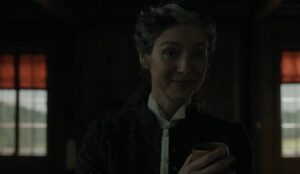 Claire discovers a familiar ghost is haunting her in deleted Outlander scene