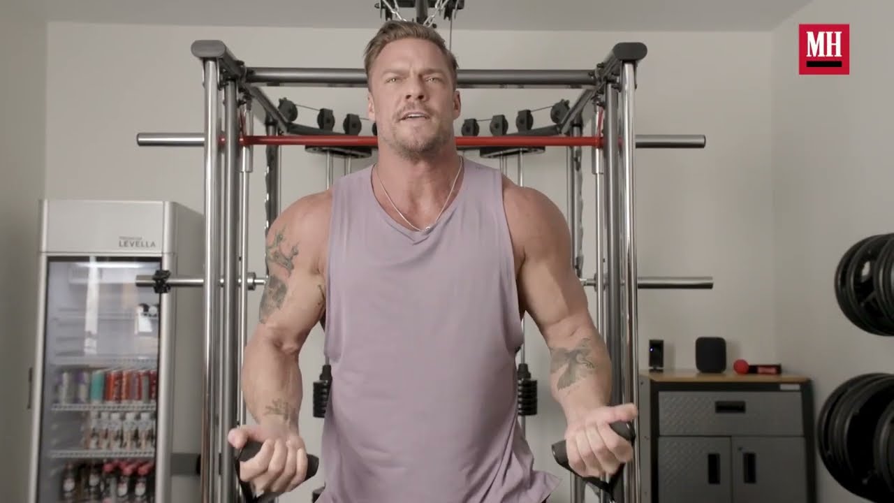 Alan Ritchson reveals the workout routine that keeps him in Jack Reacher shape